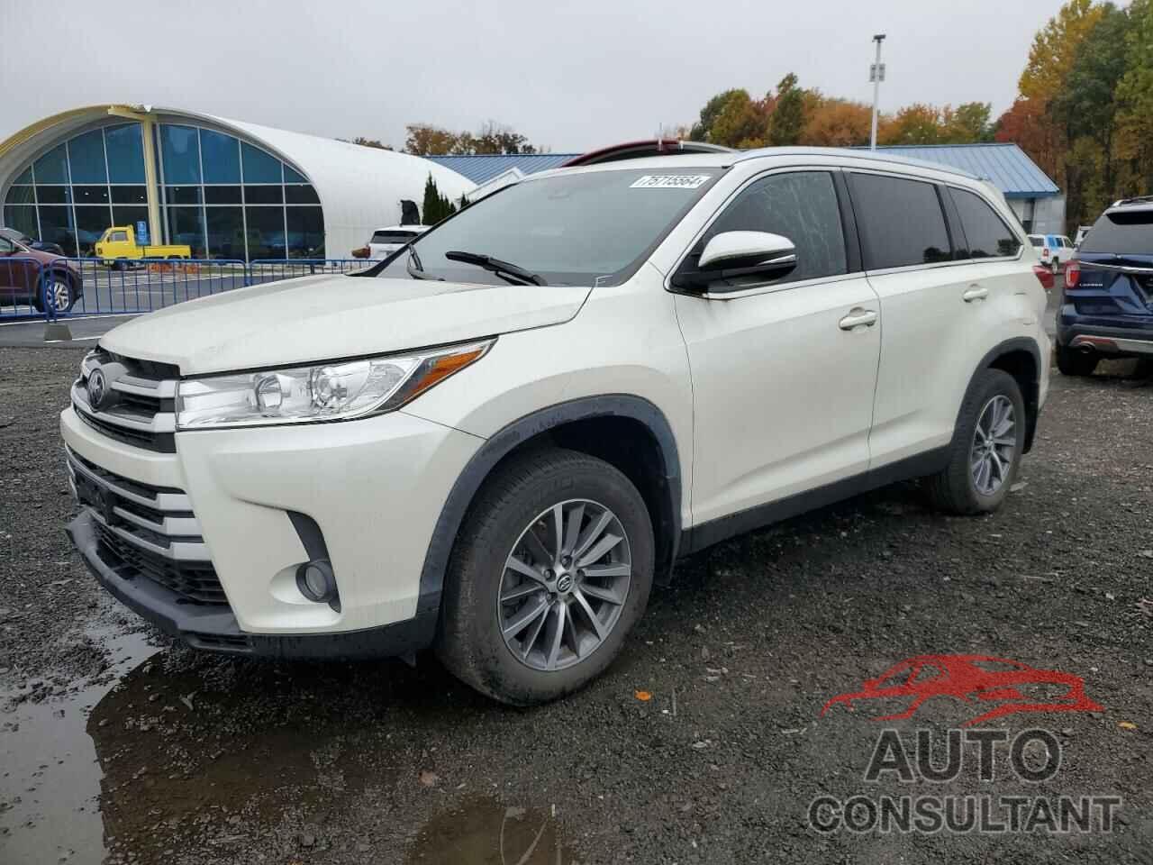 TOYOTA HIGHLANDER 2019 - 5TDJZRFH6KS611971