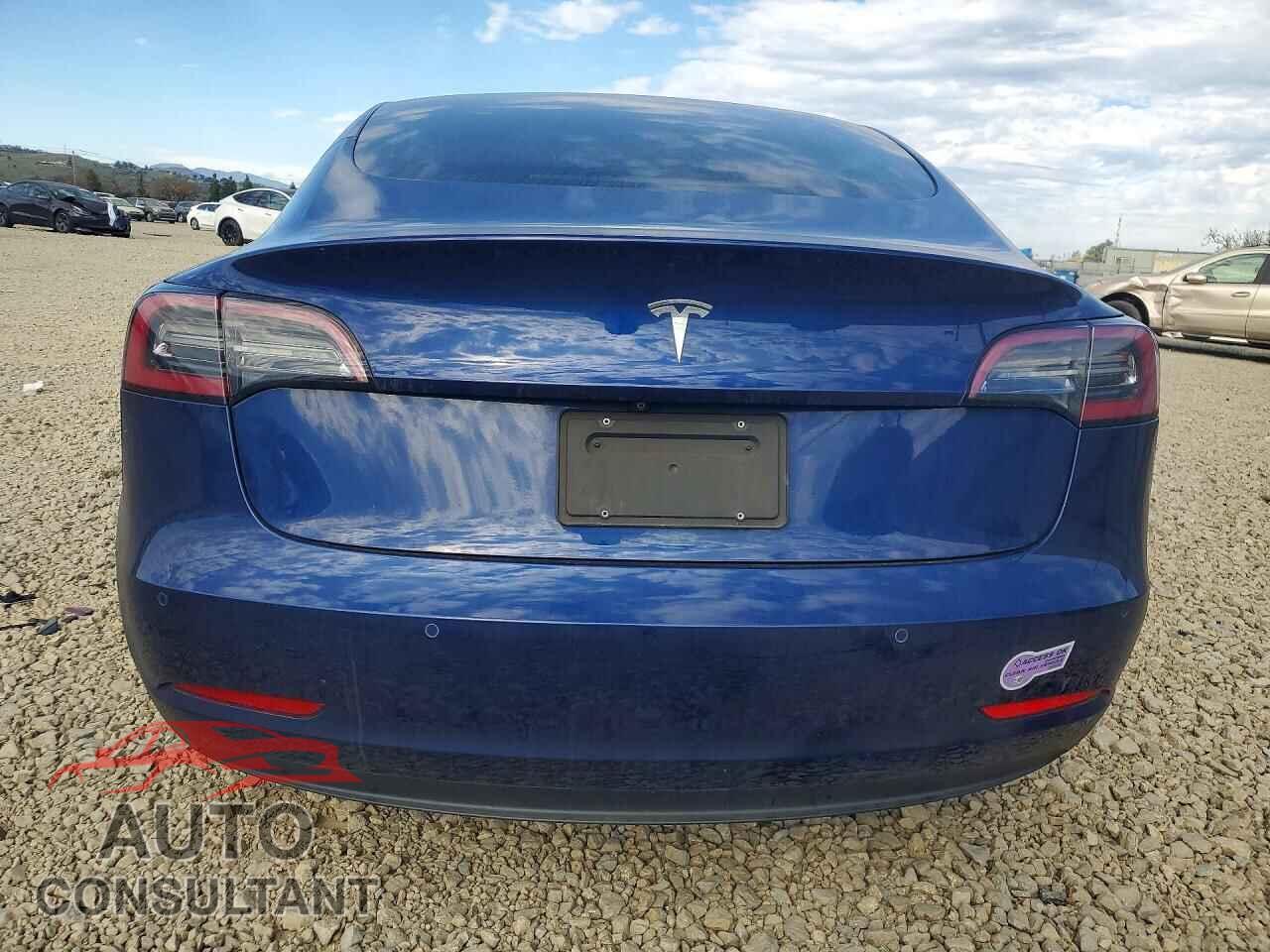TESLA MODEL 3 2018 - 5YJ3E1EA0JF160906