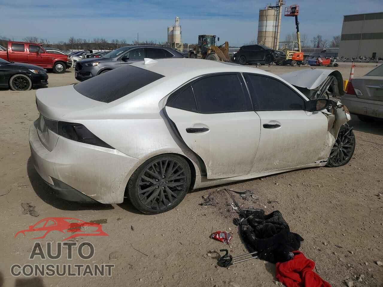 LEXUS IS 2015 - JTHCF1D29F5027480