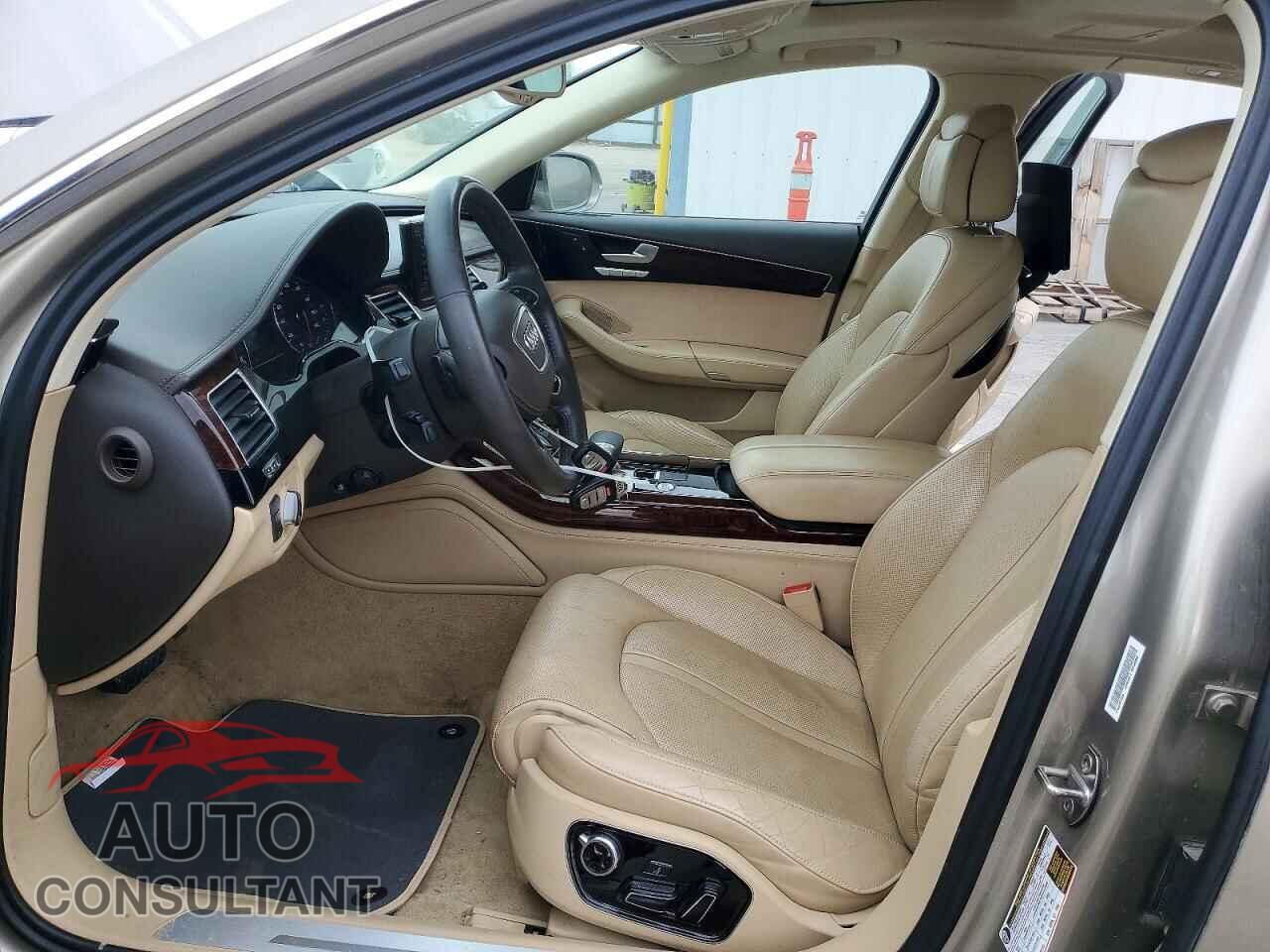 AUDI A8 2012 - WAURVAFD3CN023107