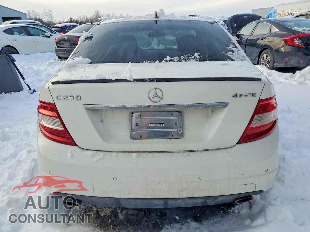 MERCEDES-BENZ C-CLASS 2011 - WDDGF8FB2BA524807