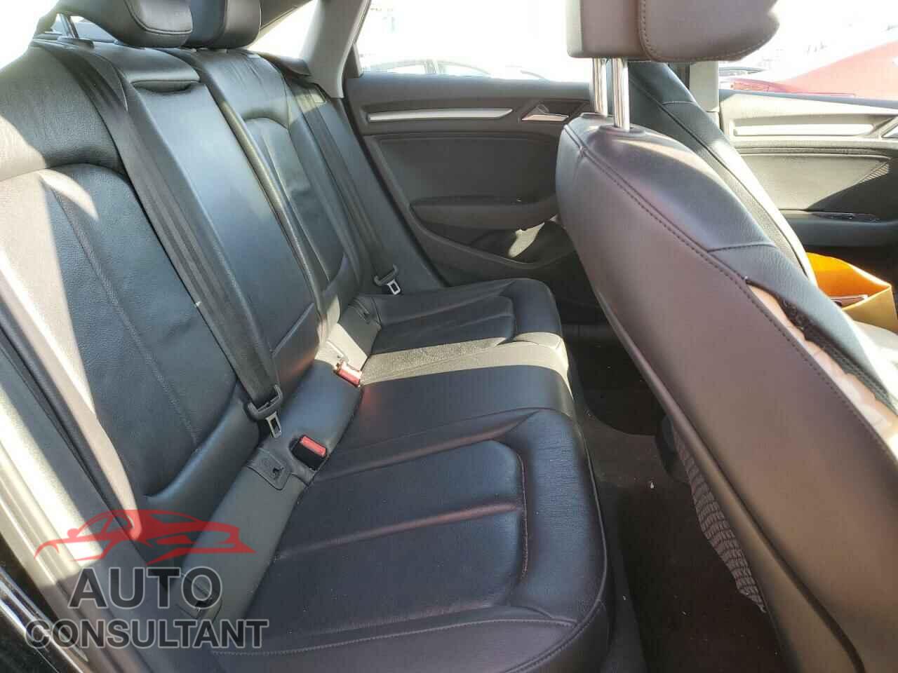 AUDI A3 2019 - WAUBEGFF0K1023982