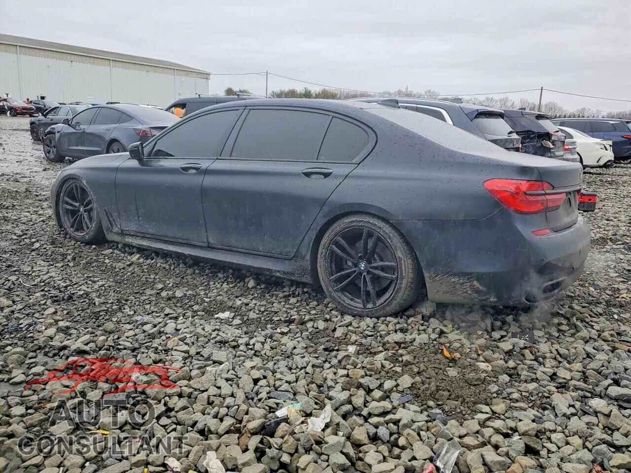 BMW 750 2017 - WBA7F2C35HG423381
