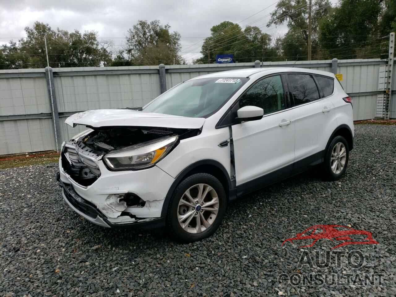 FORD ESCAPE 2017 - 1FMCU9GD8HUE49134