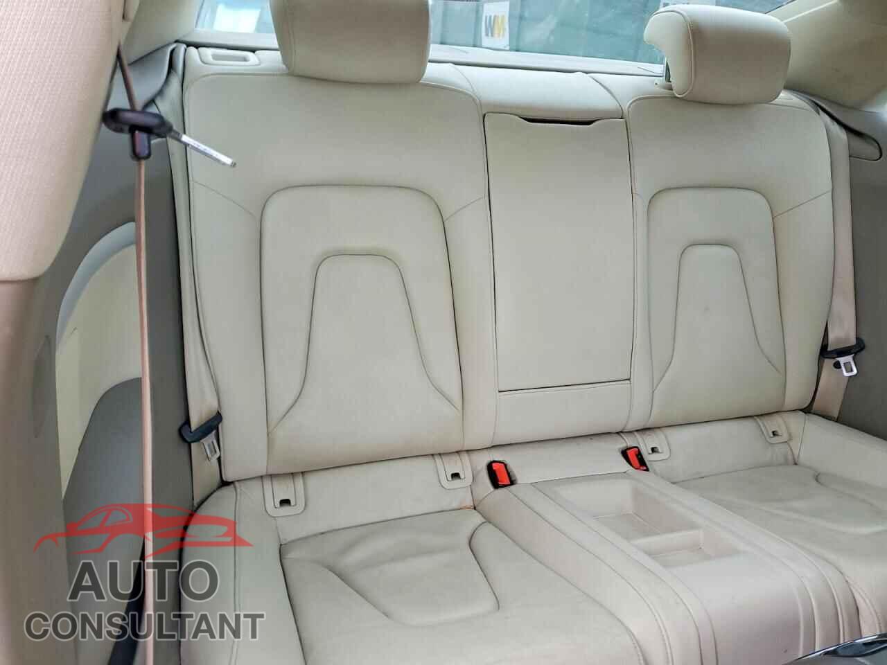AUDI A5 2012 - WAULFAFR3CA026241
