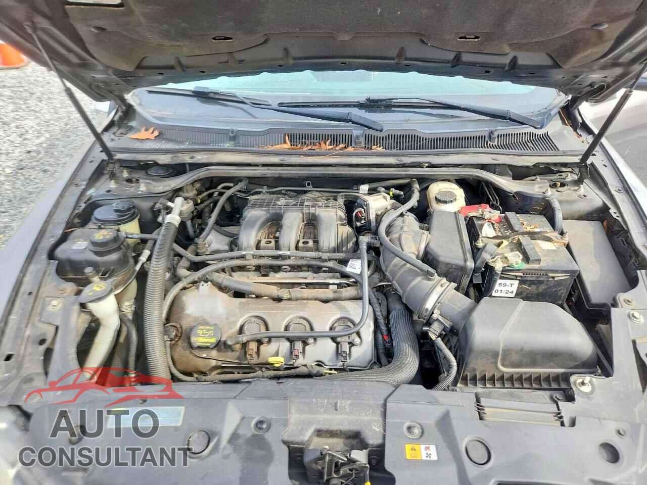 FORD TAURUS 2011 - 1FAHP2FW4BG170013