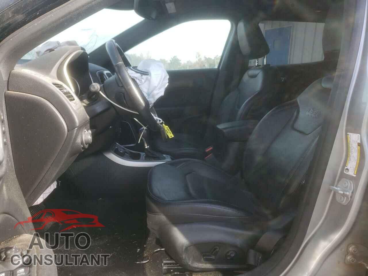 JEEP COMPASS 2020 - 3C4NJDCB5LT249134
