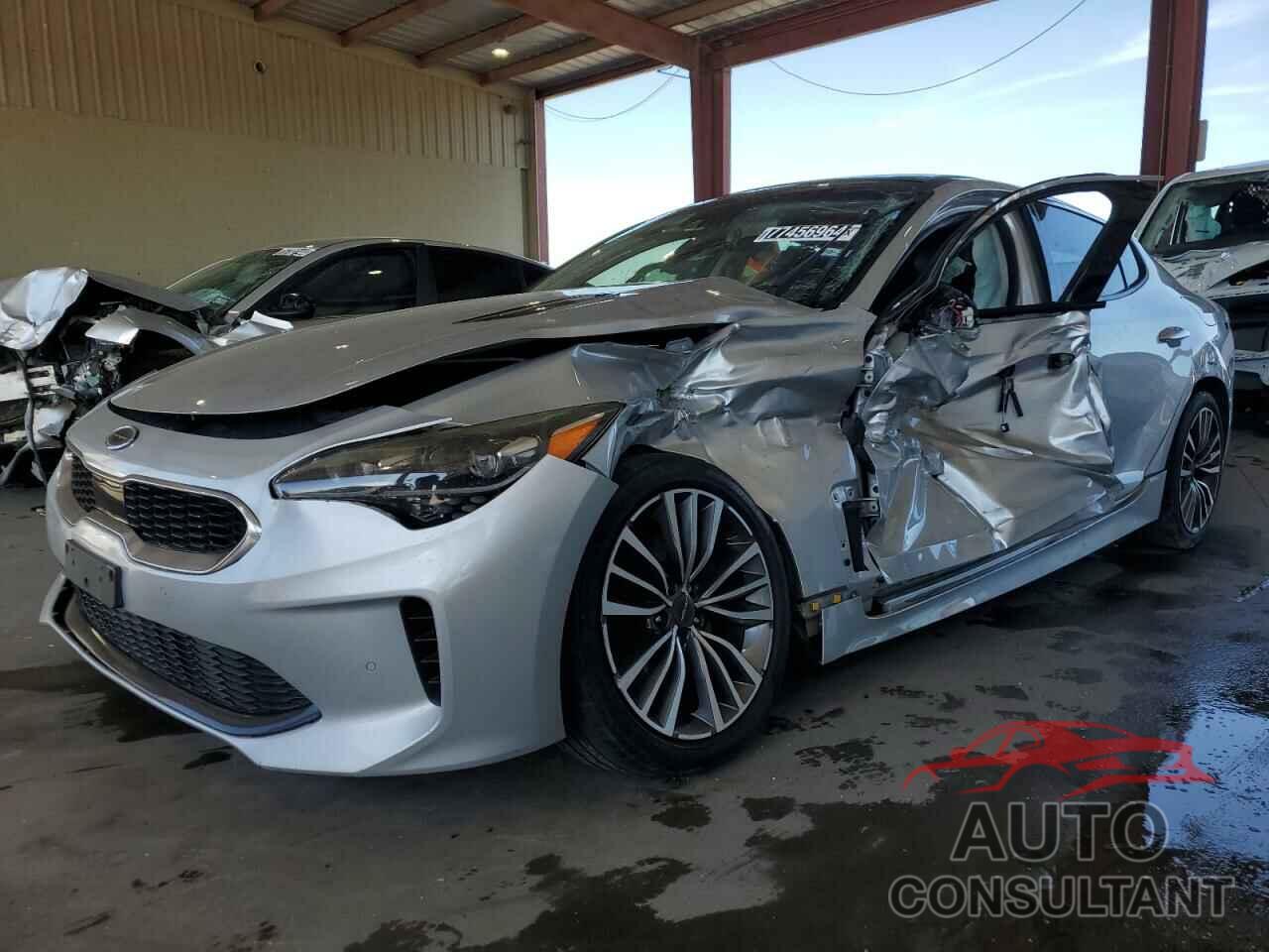 KIA STINGER 2018 - KNAE25LA6J6037311