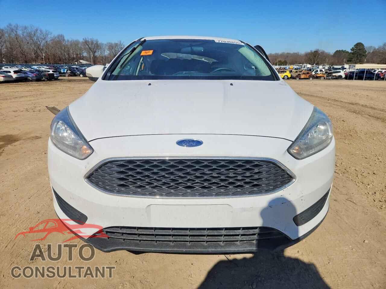 FORD FOCUS 2016 - 1FADP3F23GL352303