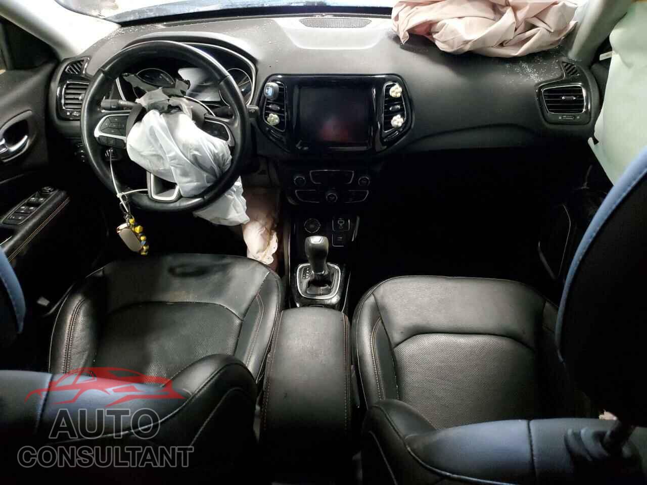 JEEP COMPASS 2020 - 3C4NJDCB4LT223396