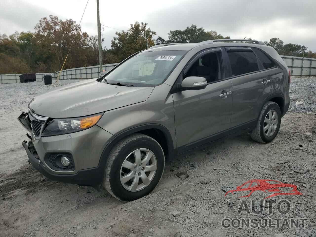 KIA SORENTO 2011 - 5XYKT3A15BG131575