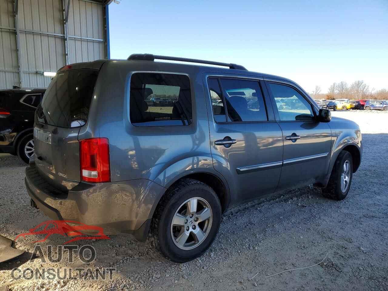 HONDA PILOT 2010 - 5FNYF4H49AB008357