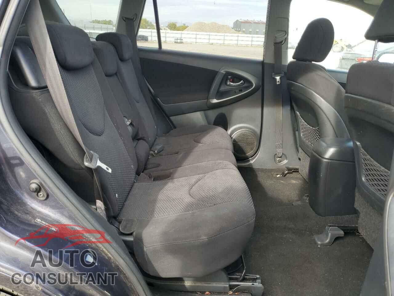TOYOTA RAV4 2009 - JTMBK32V195073794