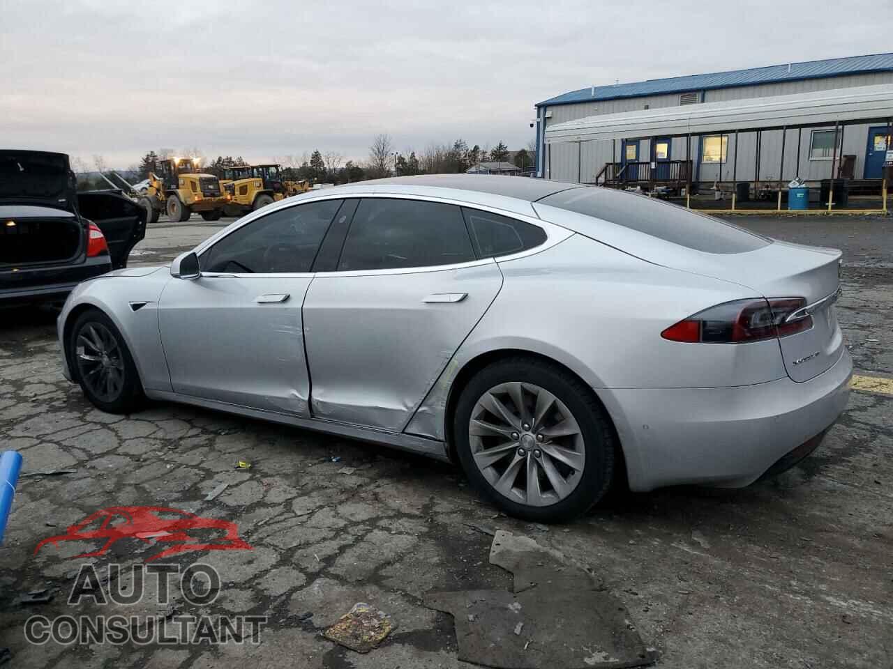 TESLA MODEL S 2017 - 5YJSA1E2XHF199559