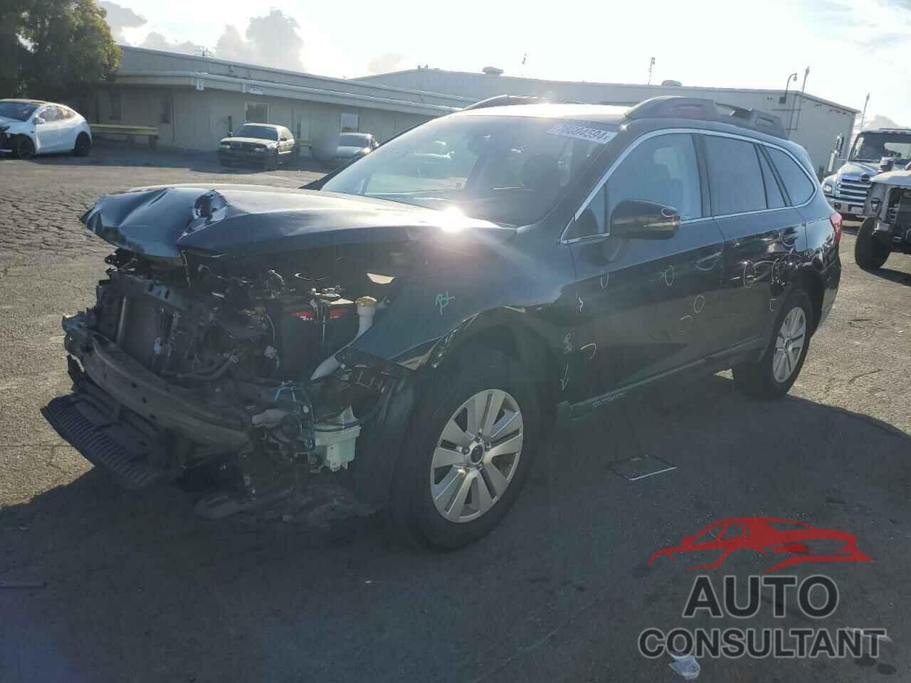 SUBARU OUTBACK 2018 - 4S4BSAFC1J3388071