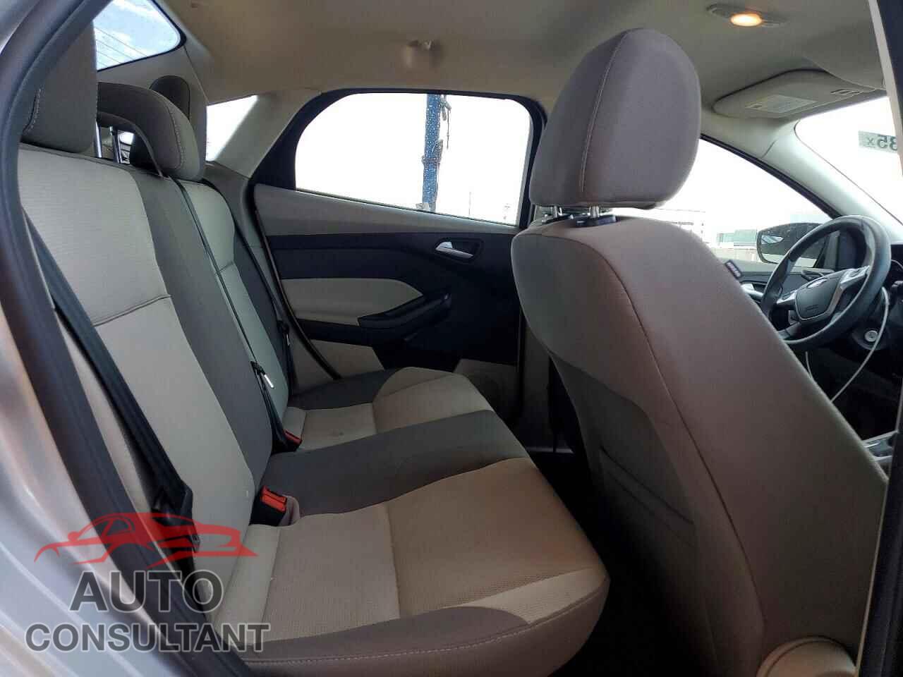 FORD FOCUS 2014 - 1FADP3F29EL185538