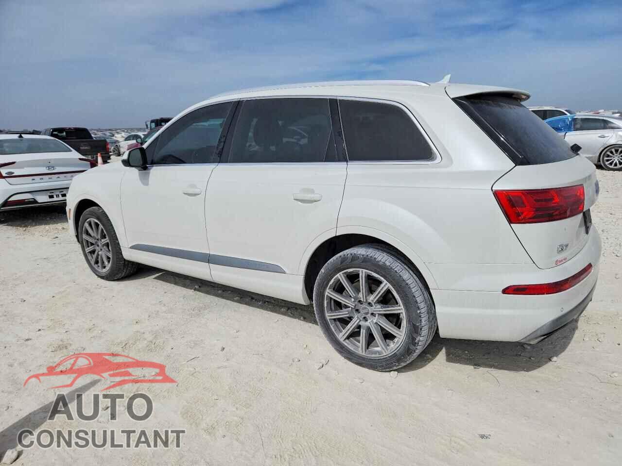 AUDI Q7 2017 - WA1VAAF71HD043046