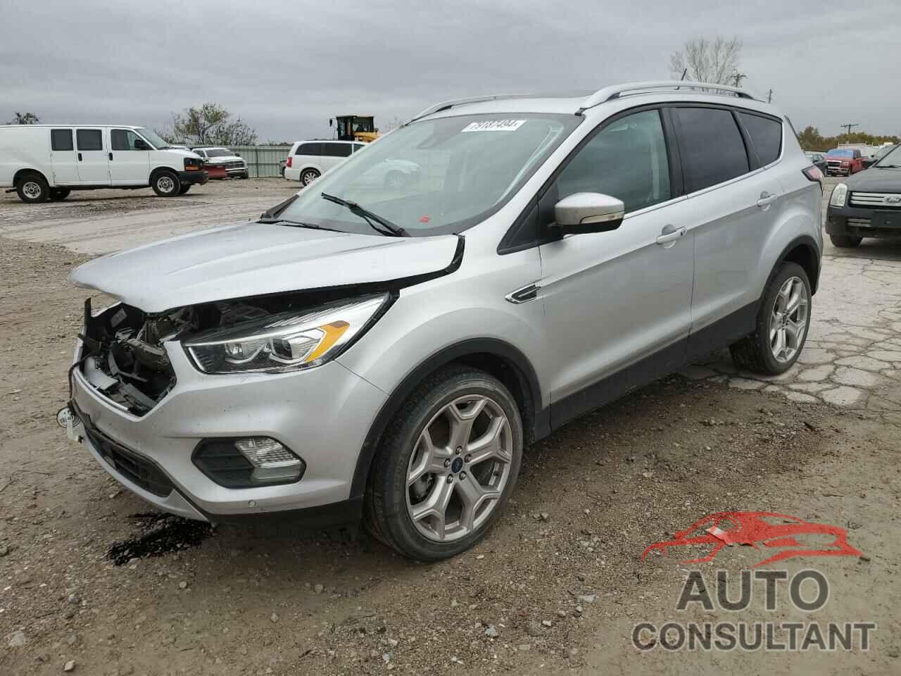 FORD ESCAPE 2018 - 1FMCU9J98JUB12635