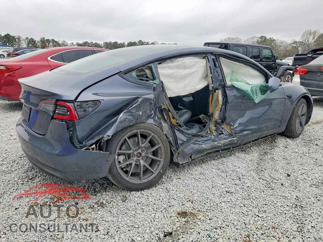 TESLA MODEL 3 2021 - 5YJ3E1EA2MF057619