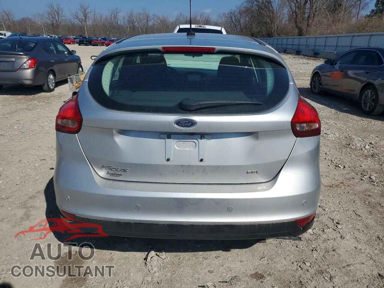 FORD FOCUS 2017 - 1FADP3M24HL244910