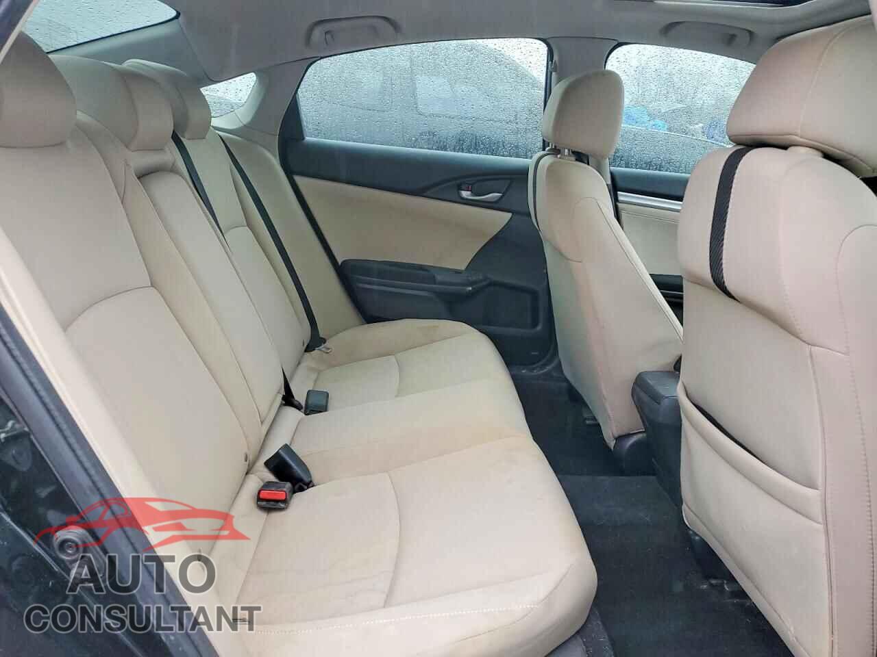HONDA CIVIC 2017 - 19XFC2F79HE051954
