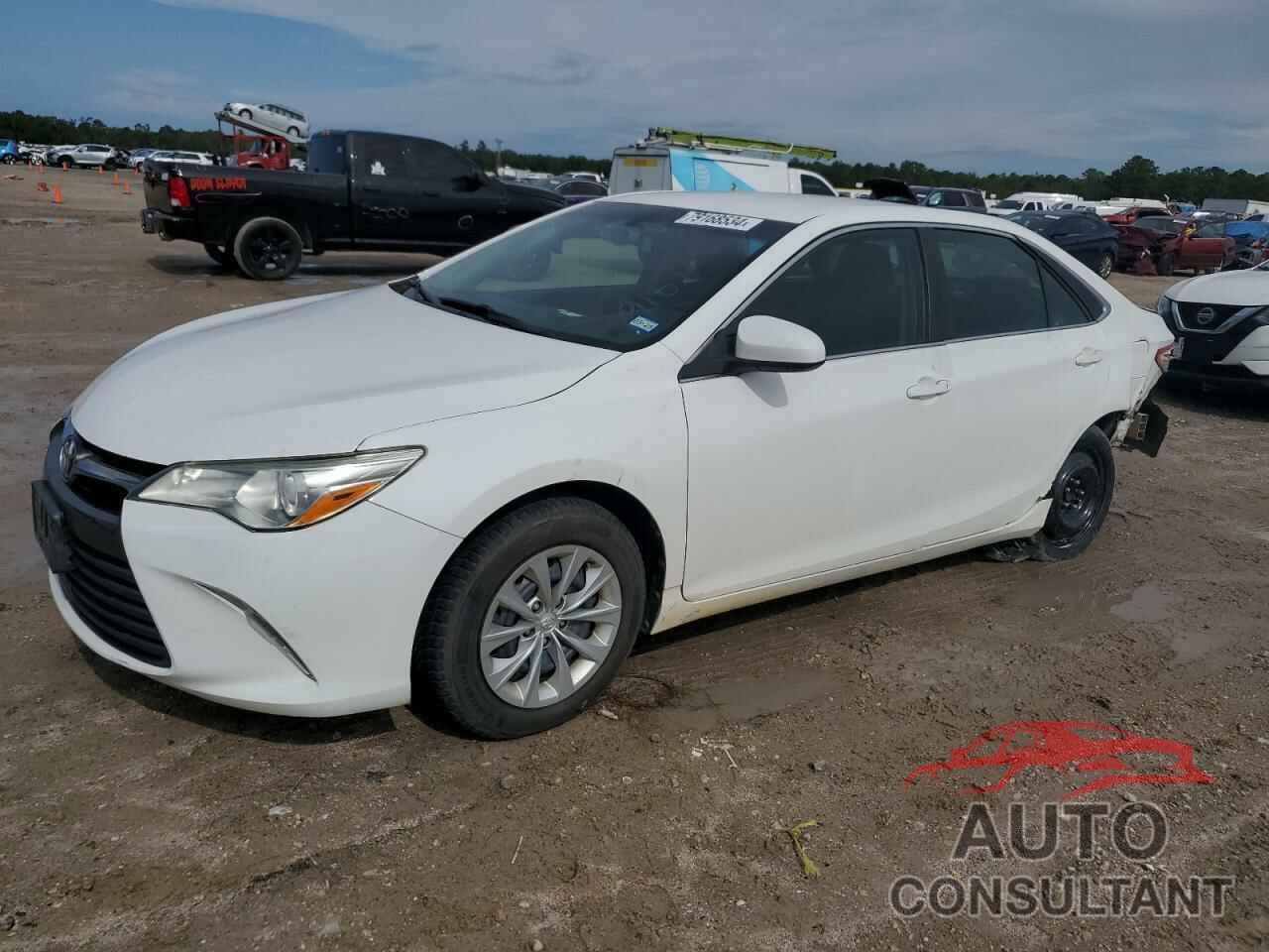 TOYOTA CAMRY 2015 - 4T4BF1FK5FR506674