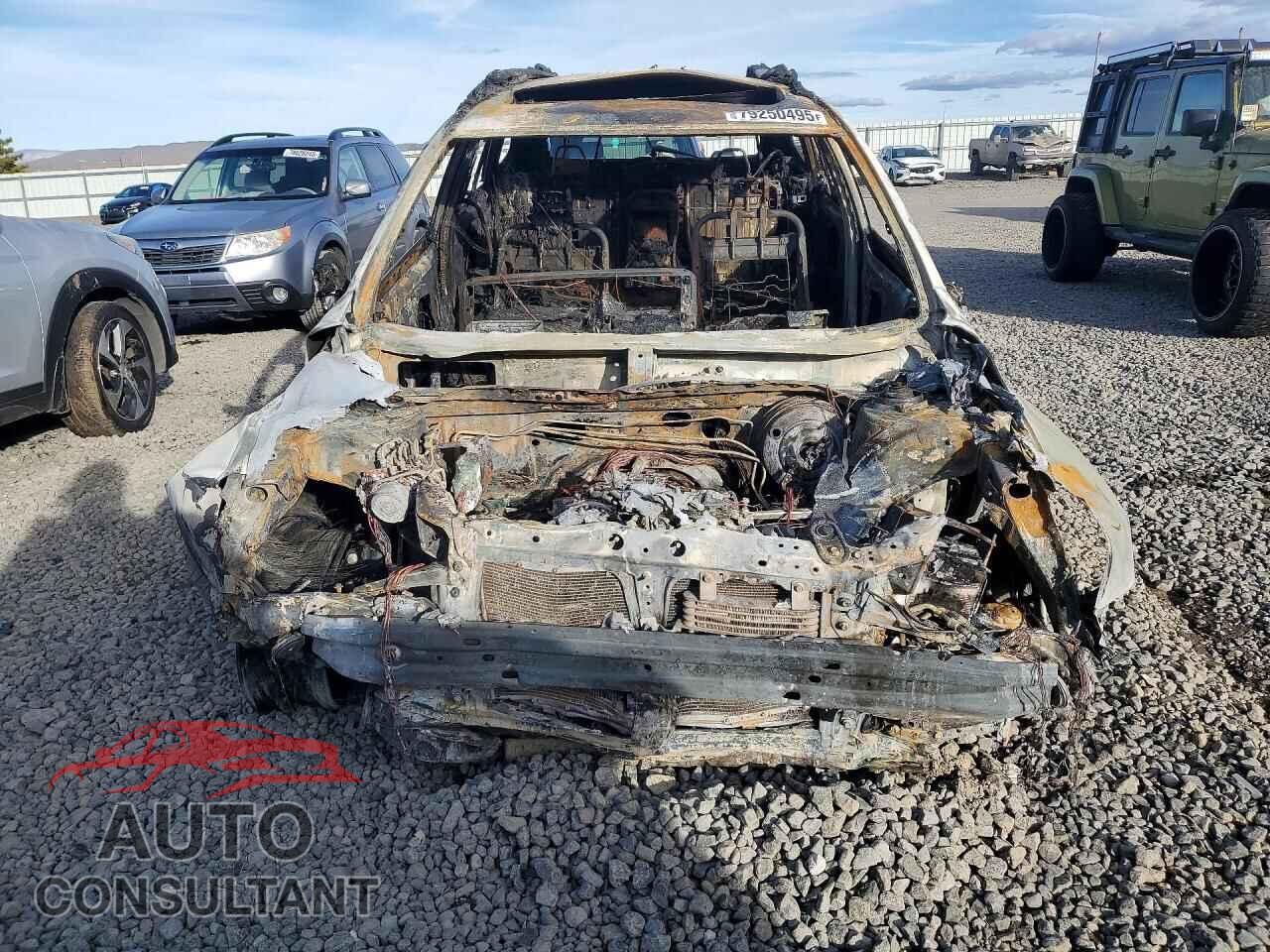 SUBARU OUTBACK 2017 - 4S4BSAKC2H3228135