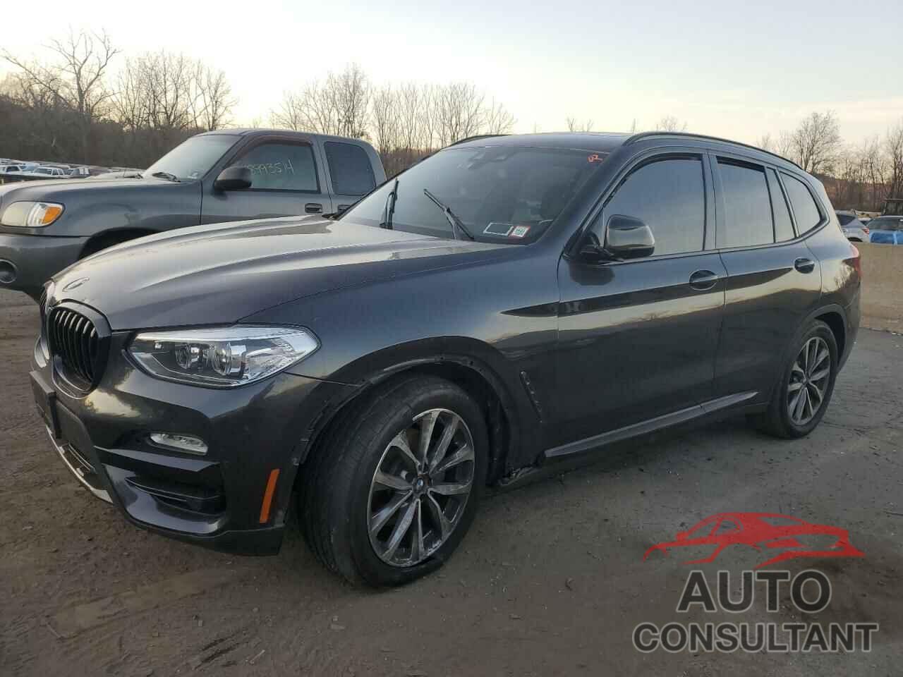 BMW X3 2019 - 5UXTR9C5XKLR10477