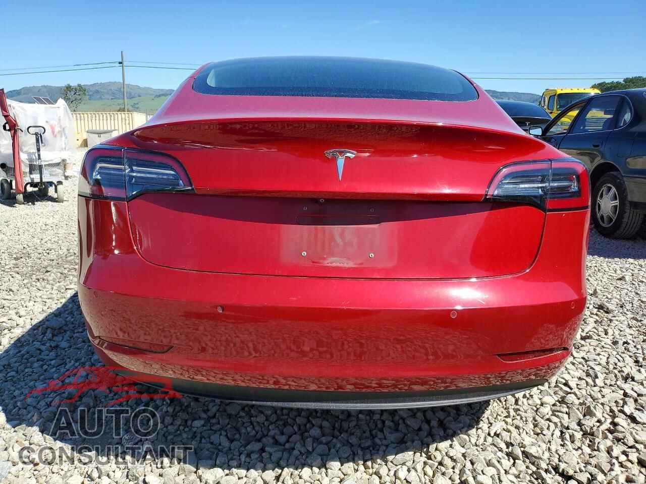 TESLA MODEL 3 2018 - 5YJ3E1EA2JF153794