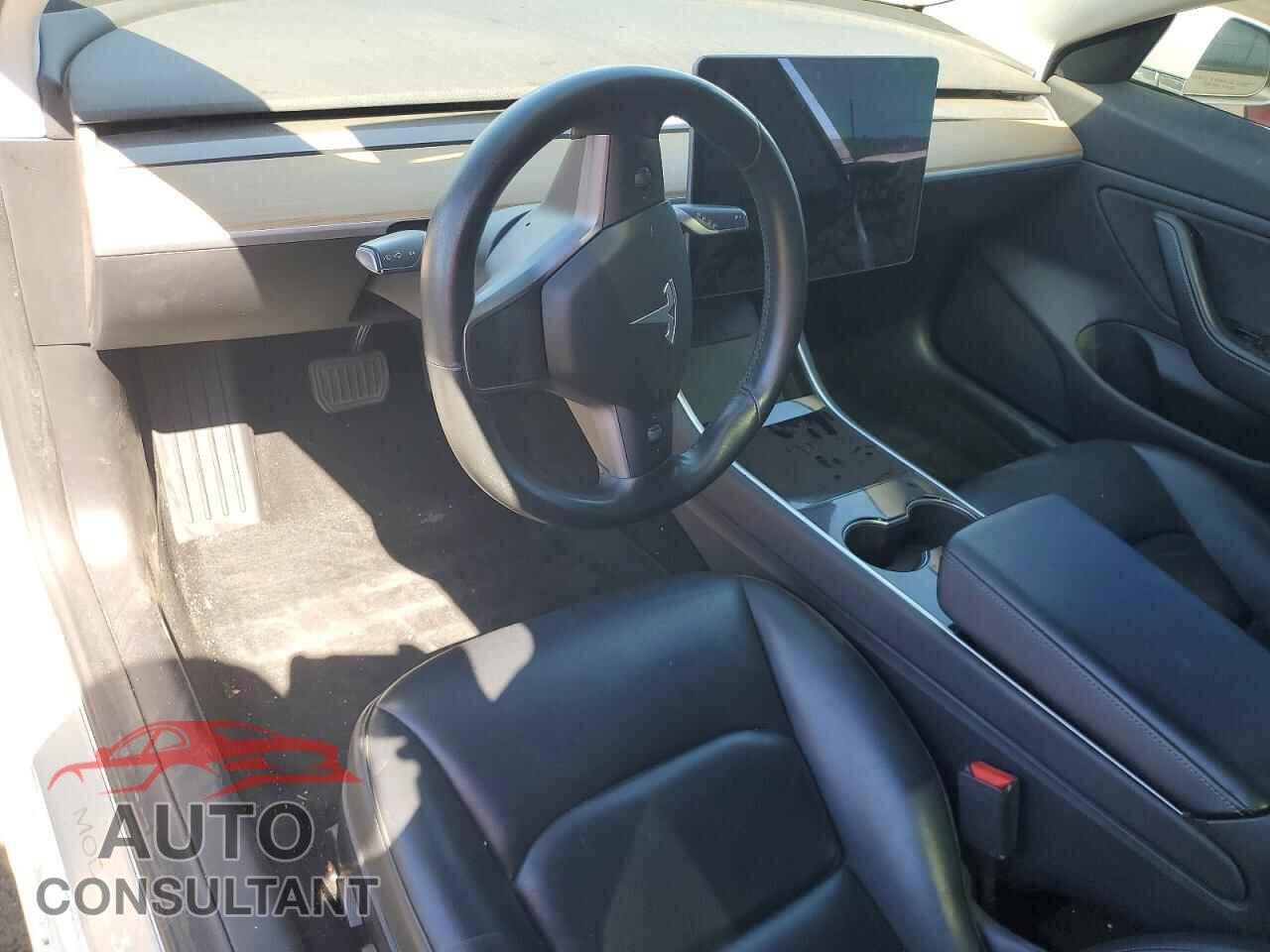 TESLA MODEL 3 2019 - 5YJ3E1EA3KF337479
