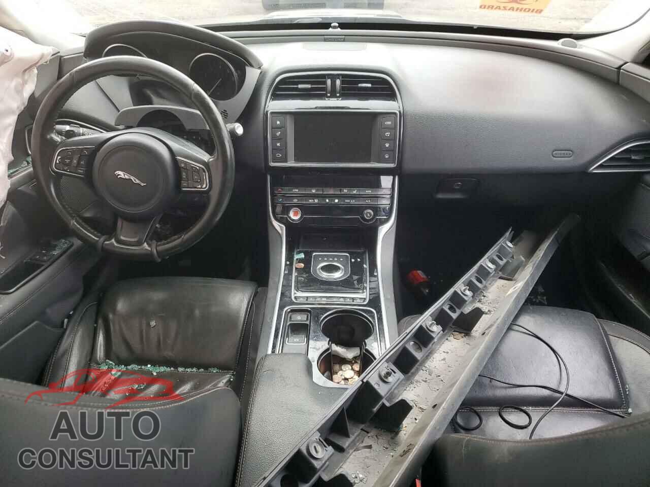 JAGUAR XE 2017 - SAJAE4BG4HA964065