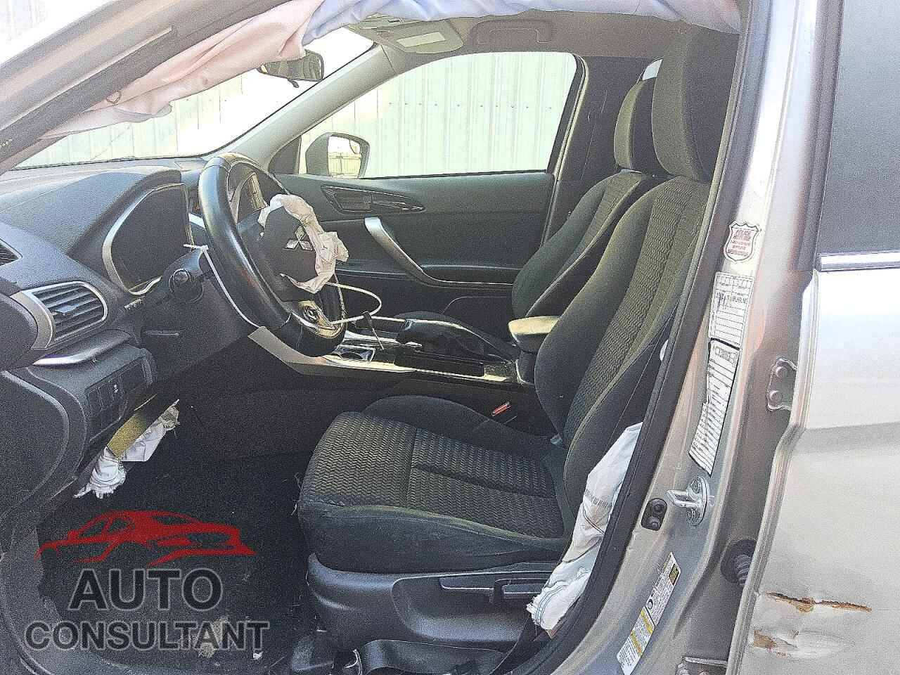 MITSUBISHI ECLIPSE 2019 - JA4AT3AA8KZ035284