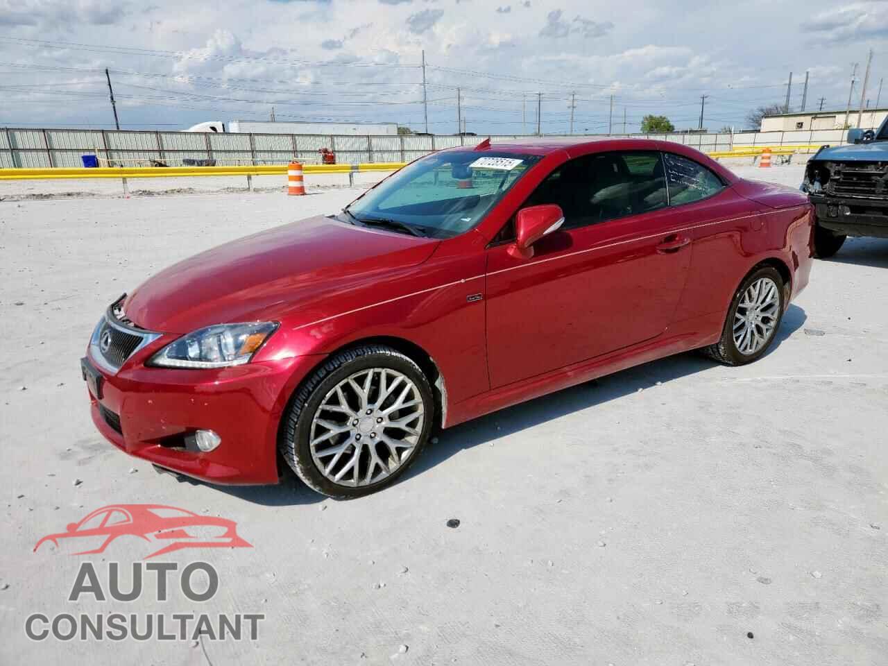 LEXUS IS 2015 - JTHFF2C24F2532431