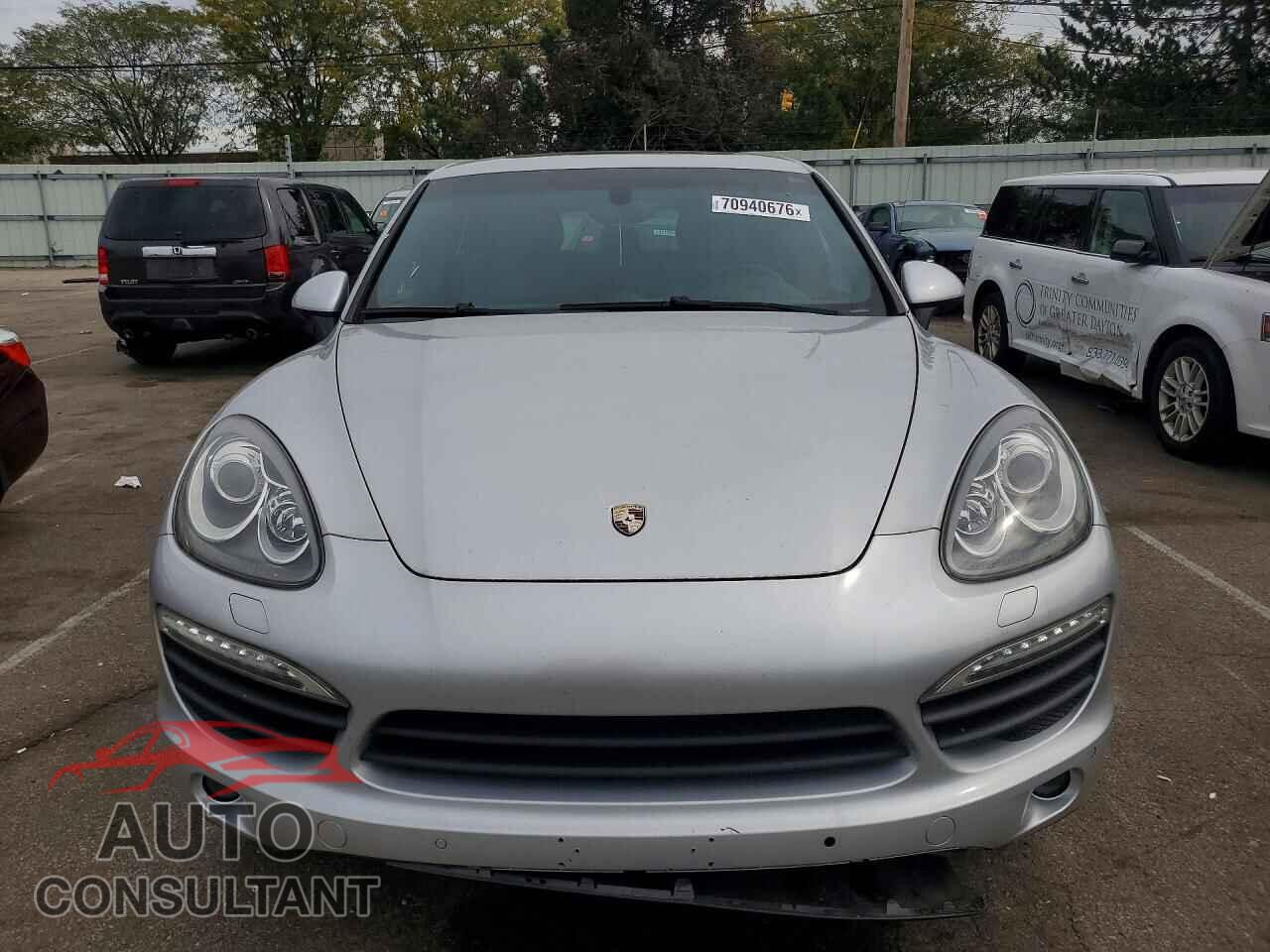 PORSCHE CAYENNE 2012 - WP1AB2A25CLA45284
