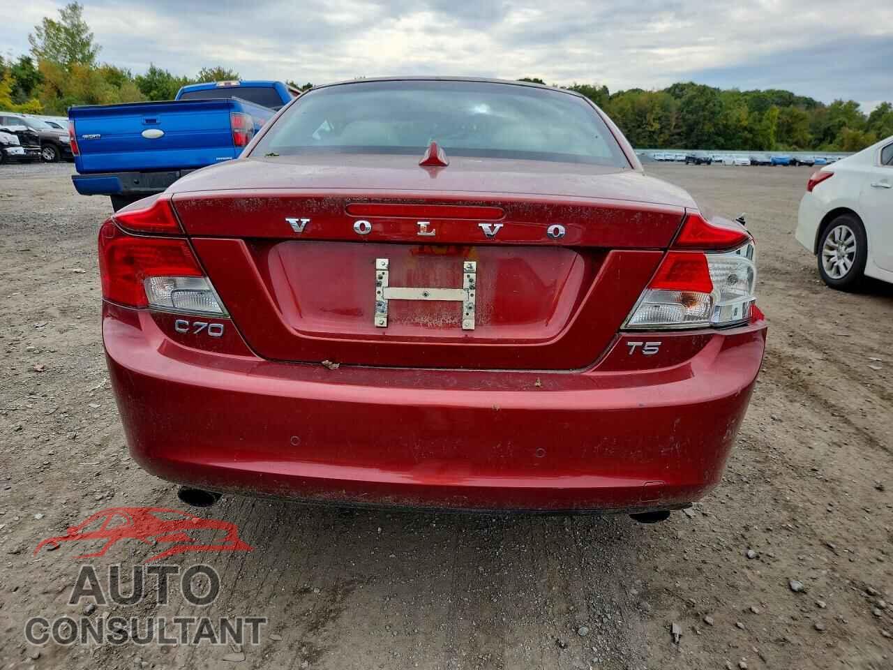 VOLVO C70 T5 2012 - YV1672MC2CJ130067