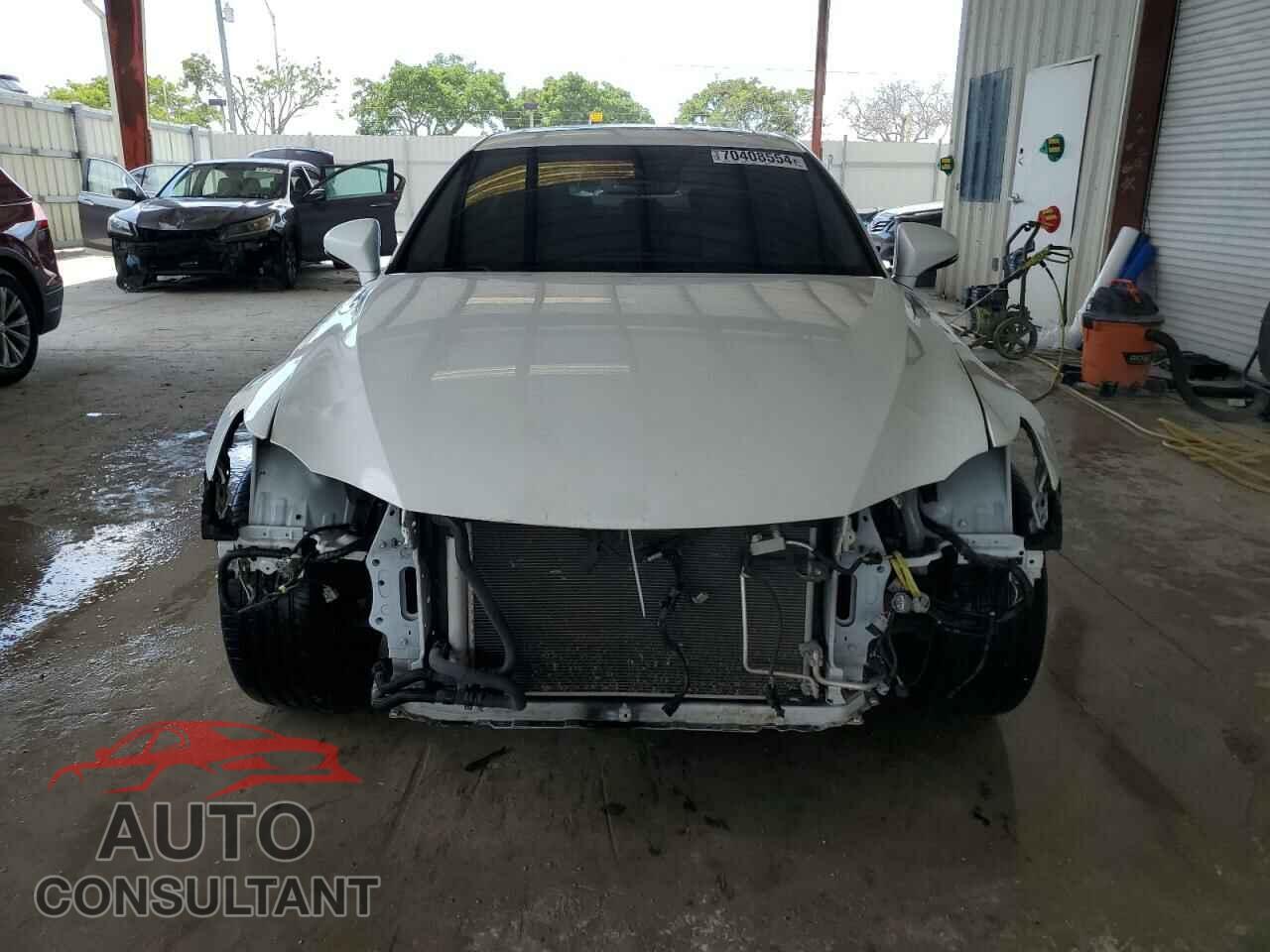 LEXUS IS 2019 - JTHBA1D29K5095363