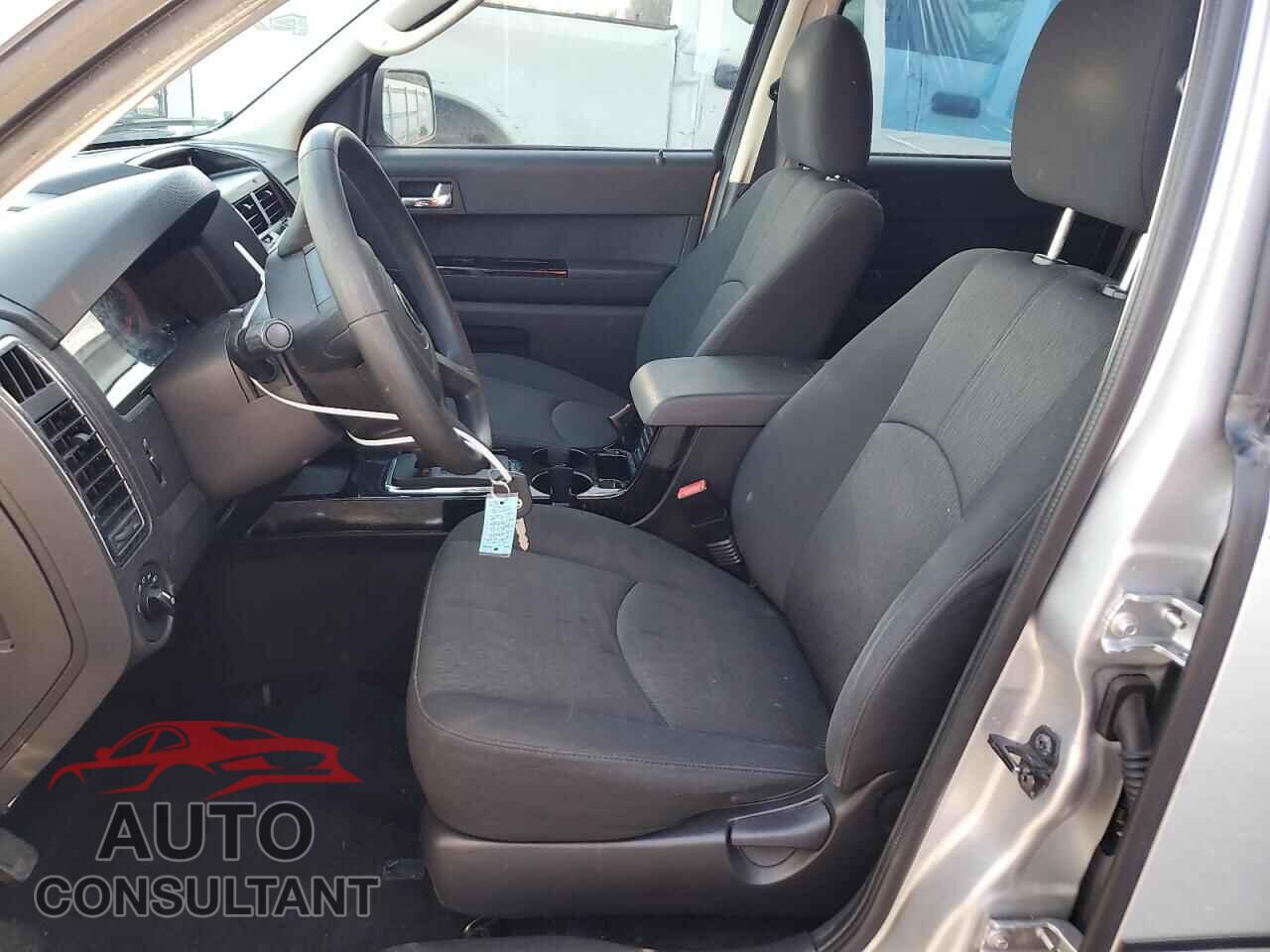 MAZDA TRIBUTE 2010 - 4F2CY0C70AKM04517