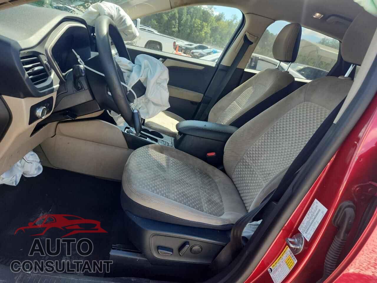 FORD ESCAPE 2020 - 1FMCU0G68LUA22512