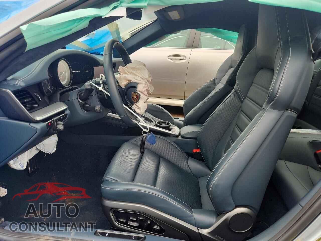 PORSCHE 911 2021 - WP0AD2A98MS257791