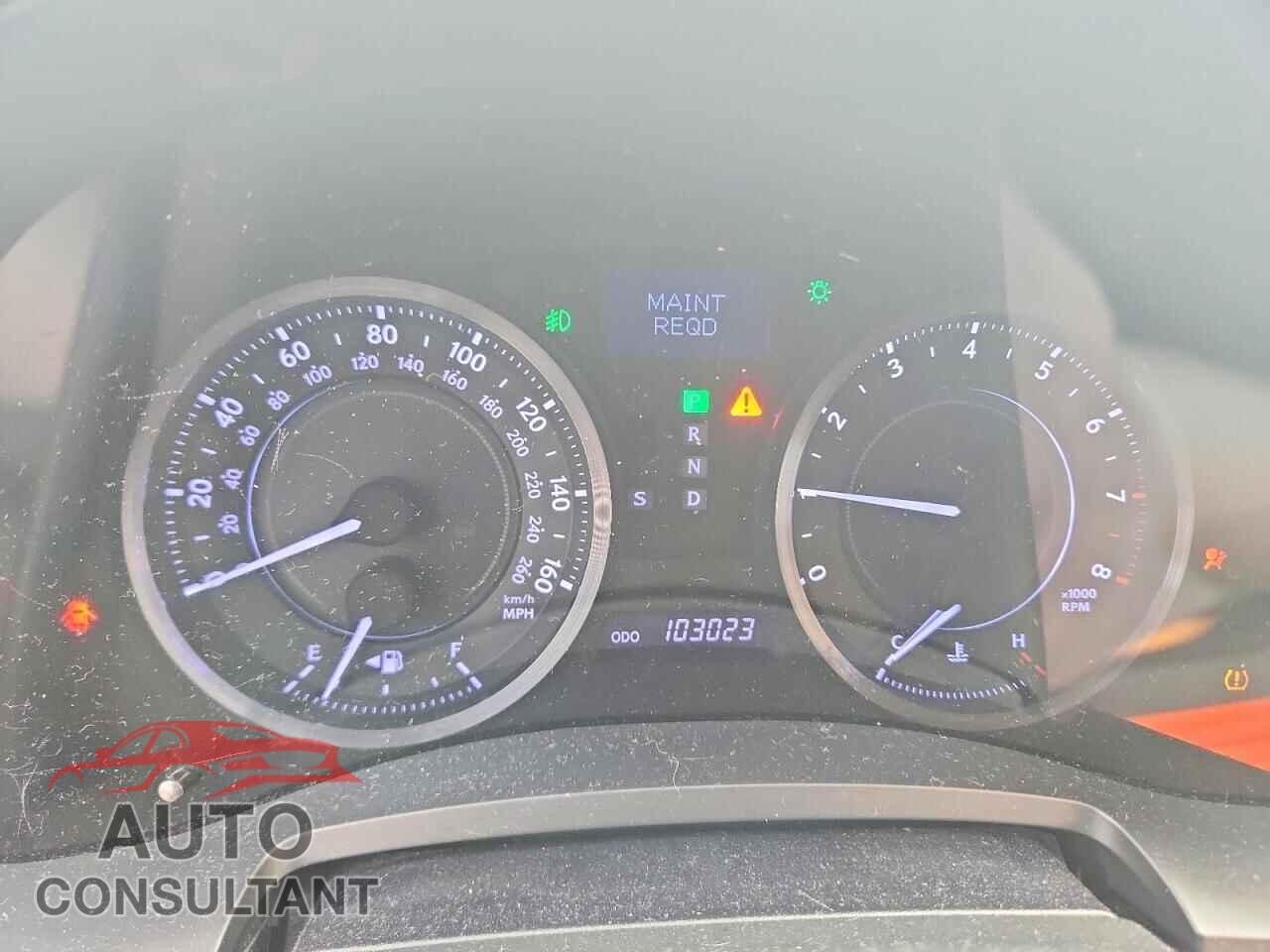LEXUS IS 2014 - JTHFF2C2XE2531105