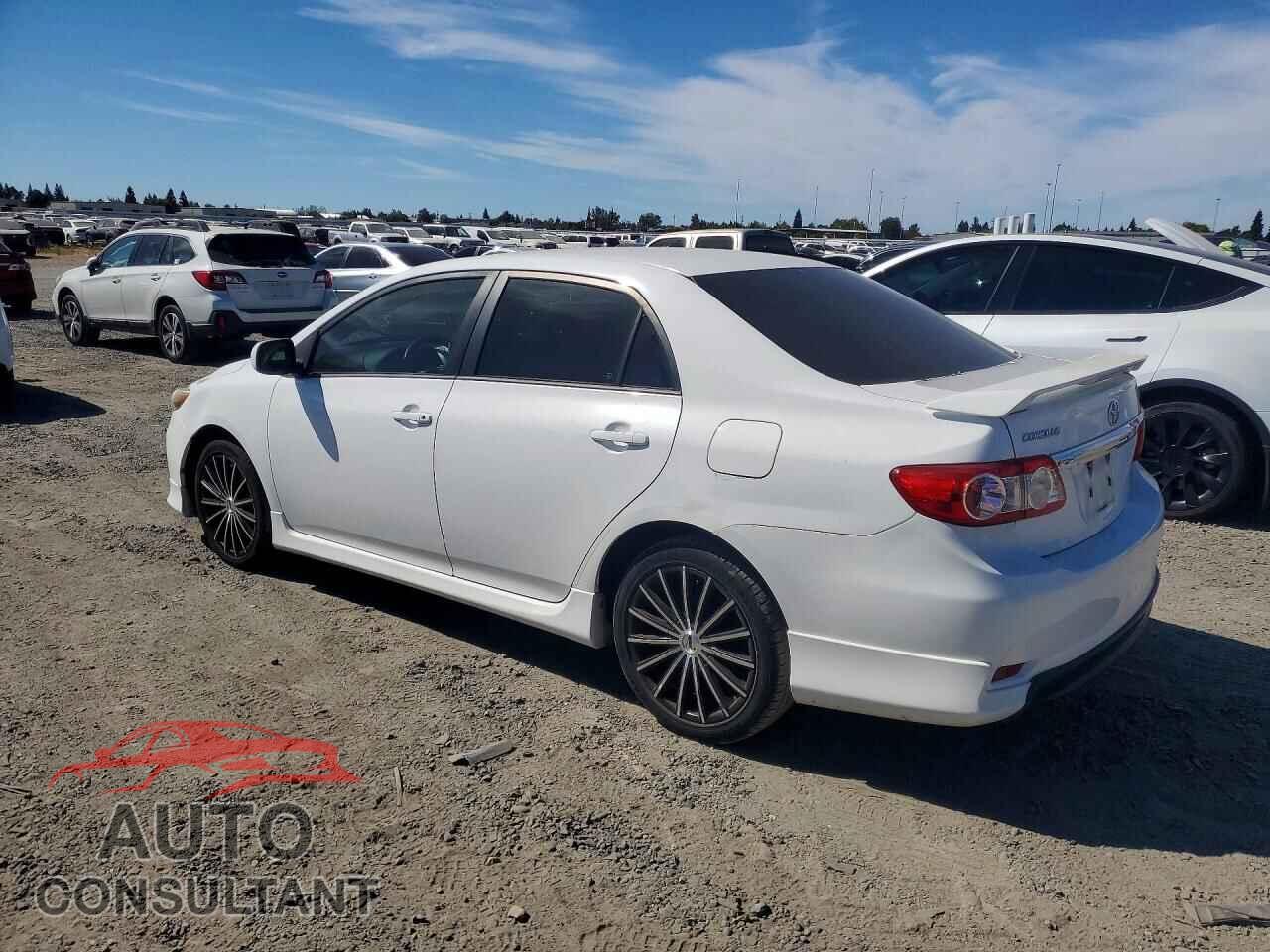 TOYOTA COROLLA 2013 - 5YFBU4EEXDP215082