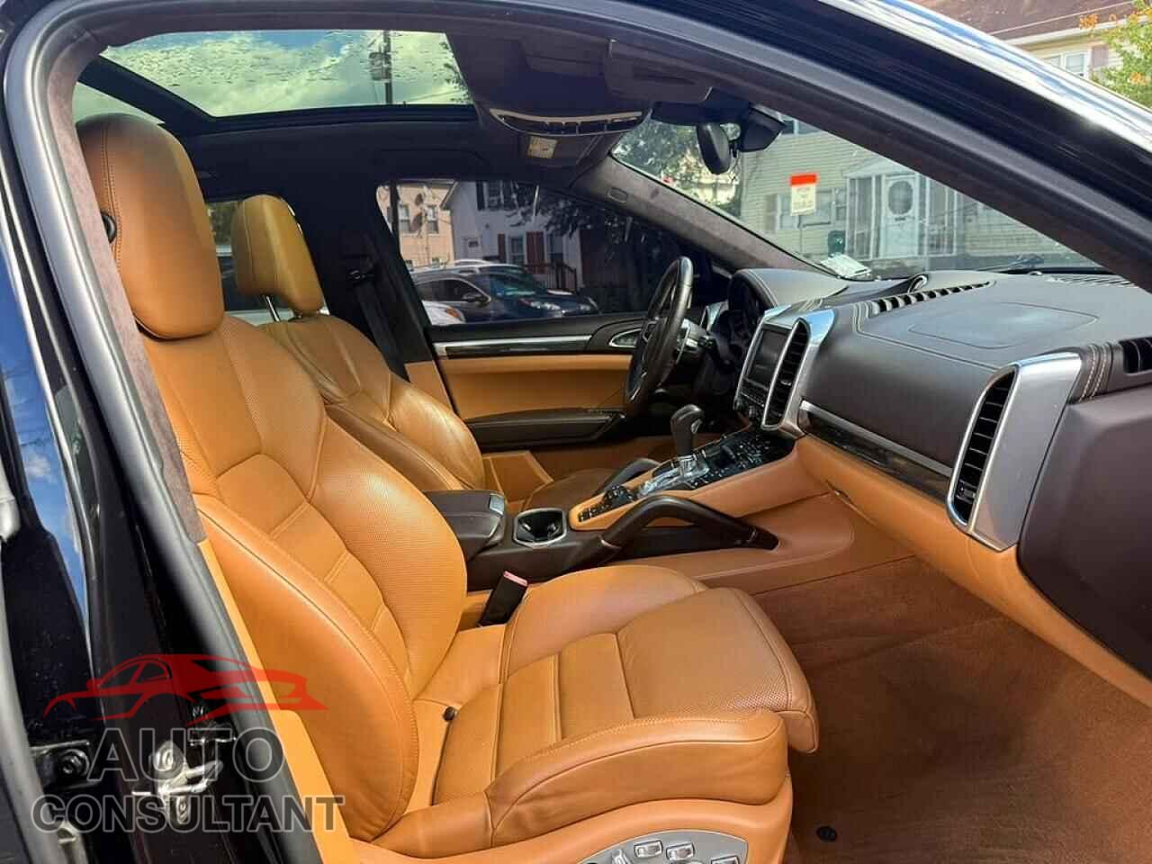PORSCHE CAYENNE 2016 - WP1AC2A2XGLA88408