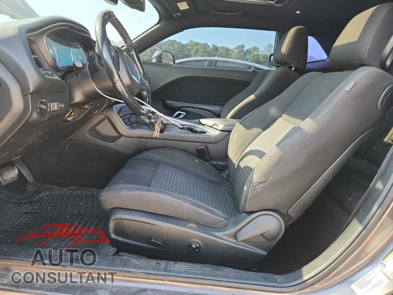 DODGE CHALLENGER 2015 - 2C3CDZAT8FH707810