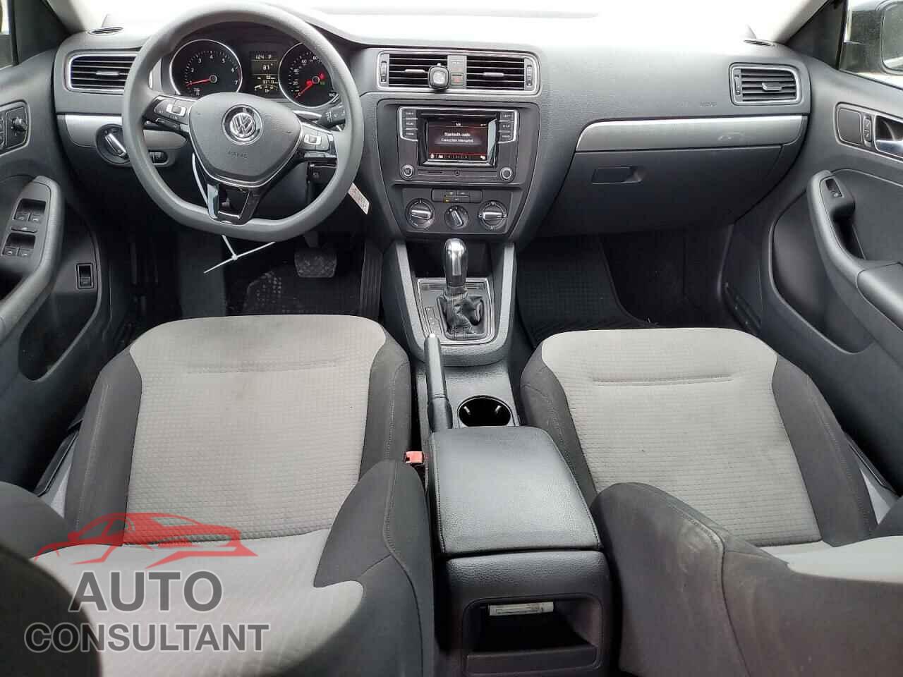 VOLKSWAGEN JETTA 2017 - 3VW2B7AJ8HM320949