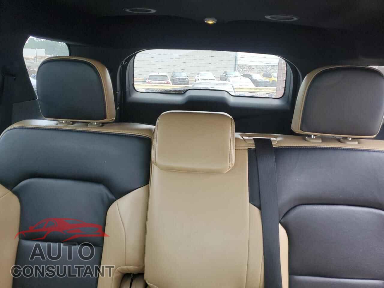 FORD EXPLORER 2016 - 1FM5K7B89GGB30755