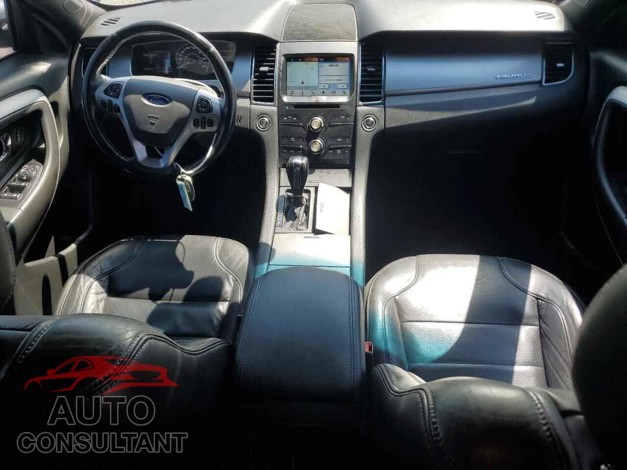 FORD TAURUS 2017 - 1FAHP2E86HG122542