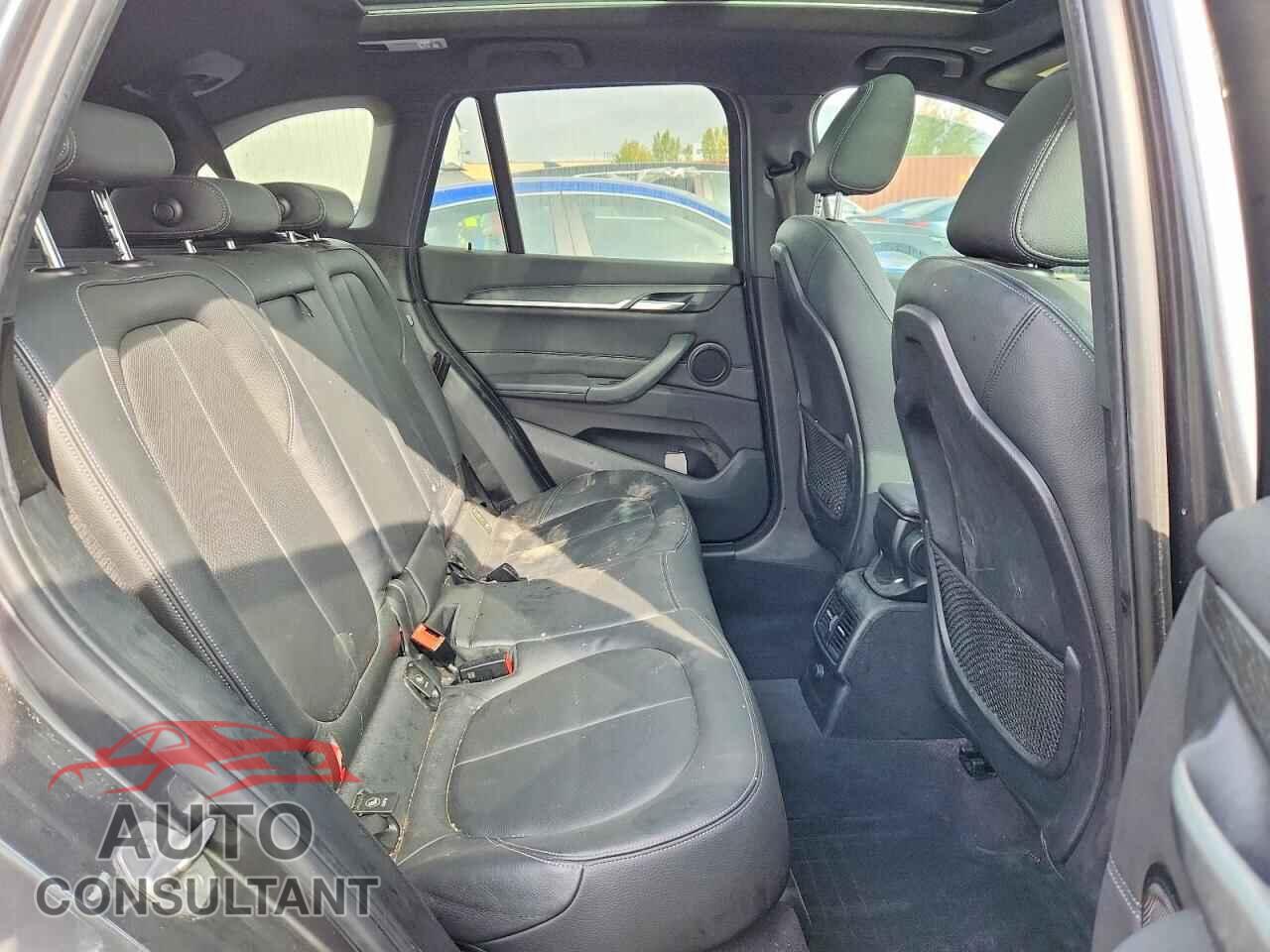 BMW X1 2017 - WBXHT3C32H5F75450