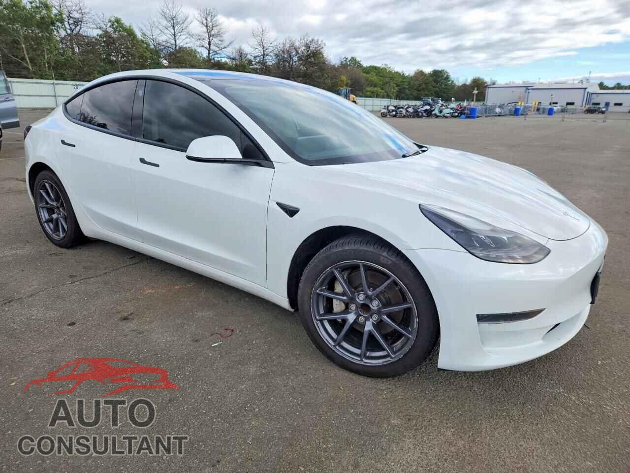 TESLA MODEL 3 2023 - 5YJ3E1EA8PF555540