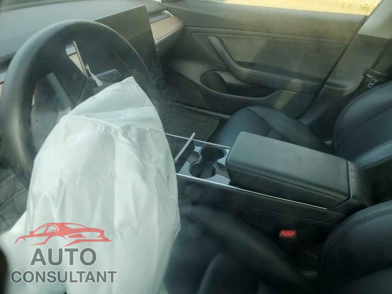 TESLA MODEL 3 2019 - 5YJ3E1EA9KF396570