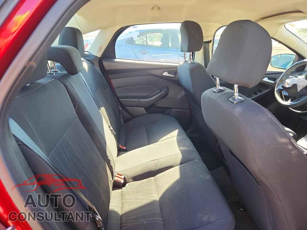 FORD FOCUS 2016 - 1FADP3FE6GL257342